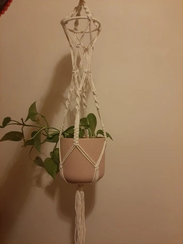 Hanging Plant Handmade Macrame Plant Hanger Flower Pot Planter Hanger Wall Decor Courtyard Garden Hanging Planter Hanging Basket